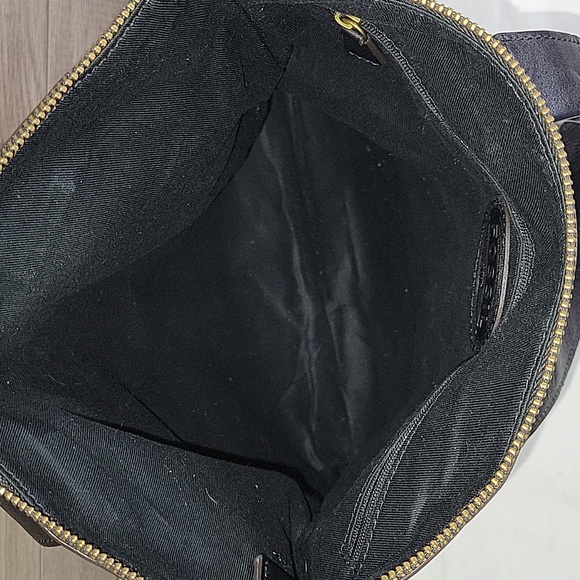 Fossil Flap Front Black Leather Crossbody Shoulder Bag - Picture 12 of 16